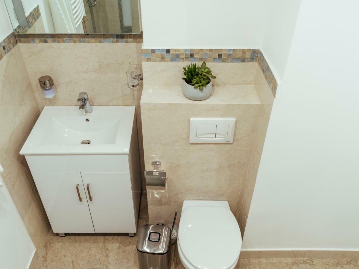 Bright And Spacious Central Apartment- Piata Amzei Bukarest Exterior foto